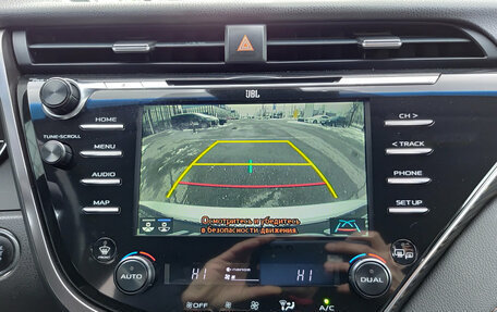 Toyota Camry, 2018 год, 3 100 000 рублей, 25 фотография