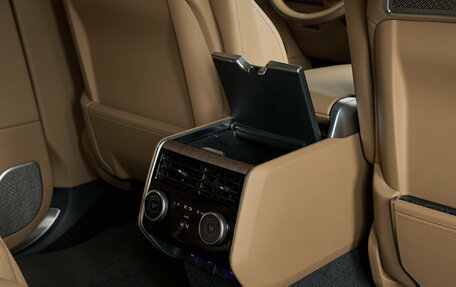 Land Rover Range Rover IV рестайлинг, 2025 год, 25 000 000 рублей, 21 фотография