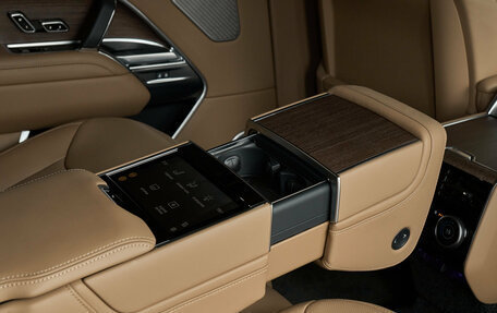 Land Rover Range Rover IV рестайлинг, 2025 год, 25 000 000 рублей, 22 фотография