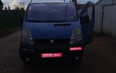 Renault Trafic, 2002 год, 800 000 рублей, 1 фотография