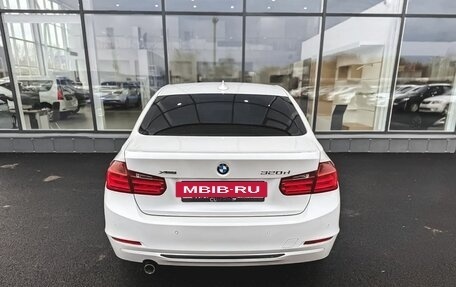 BMW 3 серия, 2013 год, 1 800 000 рублей, 4 фотография