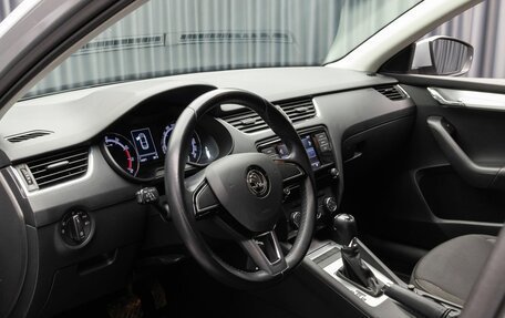 Skoda Octavia, 2020 год, 1 990 000 рублей, 12 фотография