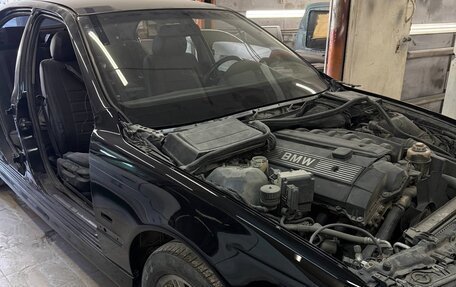 BMW 5 серия, 1997 год, 600 000 рублей, 11 фотография