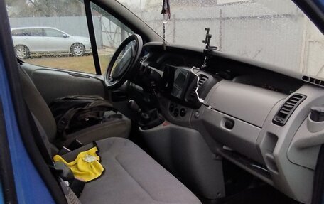 Renault Trafic, 2002 год, 800 000 рублей, 6 фотография