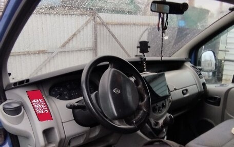 Renault Trafic, 2002 год, 800 000 рублей, 7 фотография