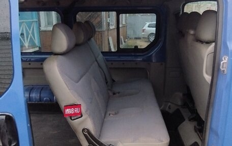 Renault Trafic, 2002 год, 800 000 рублей, 3 фотография