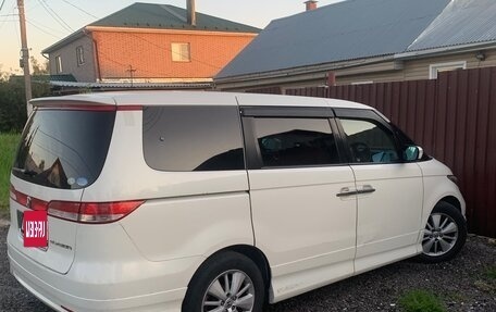 Honda Elysion I, 2010 год, 1 300 000 рублей, 2 фотография