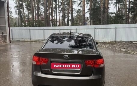 KIA Cerato III, 2009 год, 700 000 рублей, 2 фотография