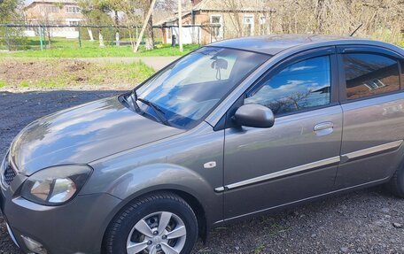 KIA Rio II, 2010 год, 700 000 рублей, 3 фотография