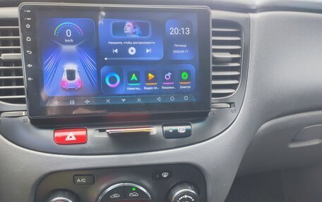 KIA Rio II, 2010 год, 700 000 рублей, 10 фотография