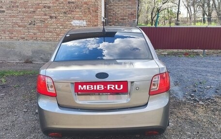 KIA Rio II, 2010 год, 700 000 рублей, 2 фотография