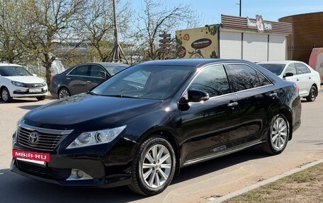 Toyota Camry, 2012 год, 1 100 000 рублей, 2 фотография