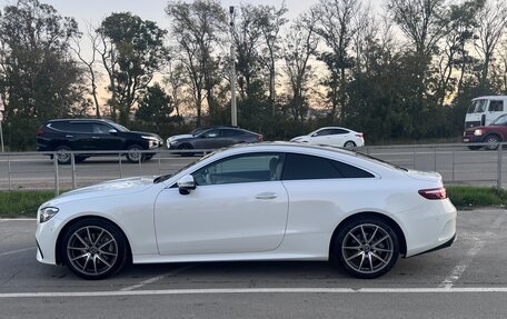 Mercedes-Benz E-Класс, 2021 год, 6 000 000 рублей, 11 фотография