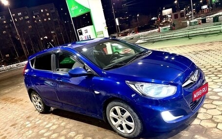 Hyundai Solaris II рестайлинг, 2011 год, 599 000 рублей, 2 фотография