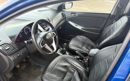 Hyundai Solaris II рестайлинг, 2011 год, 599 000 рублей, 10 фотография