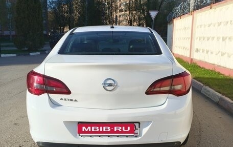 Opel Astra J, 2014 год, 700 000 рублей, 7 фотография