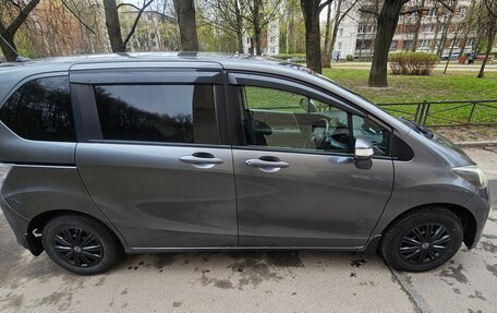 Honda Freed I, 2008 год, 990 000 рублей, 6 фотография