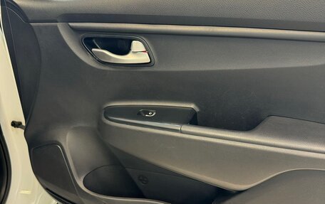 KIA Rio IV, 2018 год, 1 278 000 рублей, 20 фотография