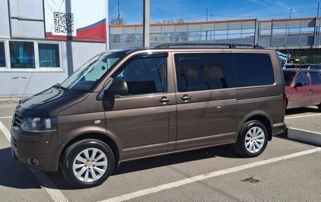 Volkswagen Multivan T5, 2011 год, 2 350 000 рублей, 3 фотография