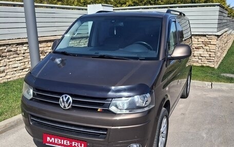 Volkswagen Multivan T5, 2011 год, 2 350 000 рублей, 6 фотография