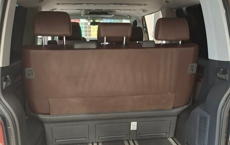 Volkswagen Multivan T5, 2011 год, 2 350 000 рублей, 25 фотография