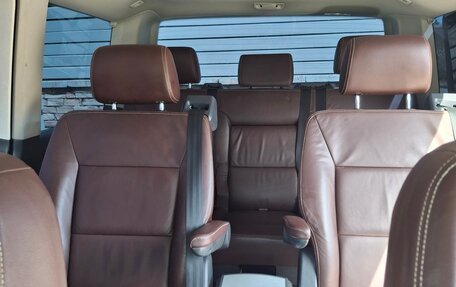 Volkswagen Multivan T5, 2011 год, 2 350 000 рублей, 29 фотография