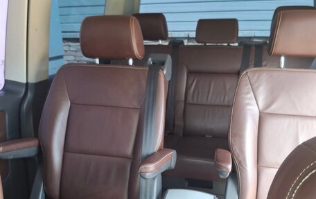 Volkswagen Multivan T5, 2011 год, 2 350 000 рублей, 30 фотография