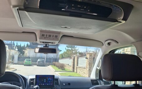 Volkswagen Multivan T5, 2011 год, 2 350 000 рублей, 33 фотография