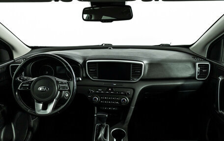 KIA Sportage IV рестайлинг, 2020 год, 2 420 989 рублей, 13 фотография