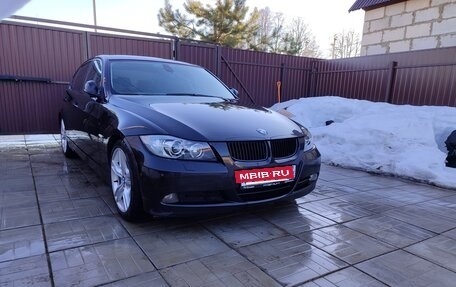 BMW 3 серия, 2006 год, 1 090 000 рублей, 4 фотография