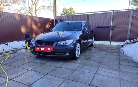 BMW 3 серия, 2006 год, 1 090 000 рублей, 6 фотография
