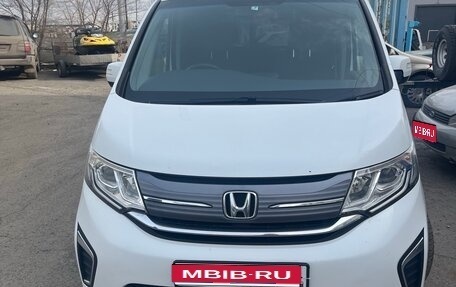 Honda Stepwgn IV, 2015 год, 1 630 000 рублей, 1 фотография