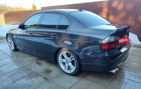 BMW 3 серия, 2006 год, 1 090 000 рублей, 17 фотография