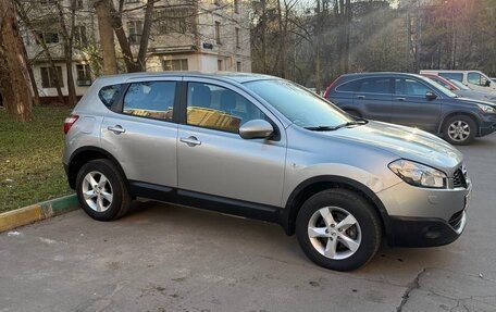 Nissan Qashqai, 2010 год, 980 000 рублей, 2 фотография