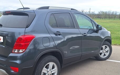 Chevrolet Trax, 2021 год, 1 630 000 рублей, 4 фотография