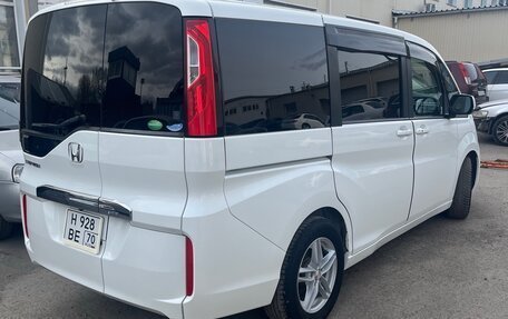 Honda Stepwgn IV, 2015 год, 1 630 000 рублей, 3 фотография