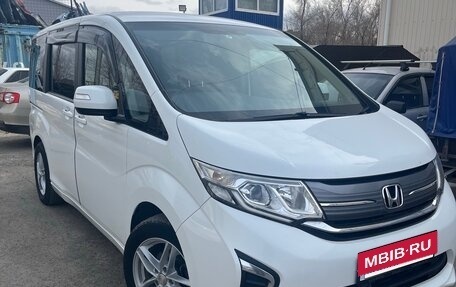 Honda Stepwgn IV, 2015 год, 1 630 000 рублей, 2 фотография