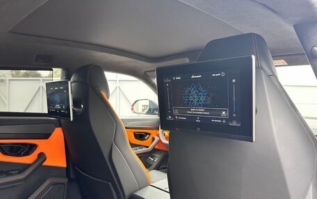 Lamborghini Urus I, 2026 год, 42 000 000 рублей, 3 фотография