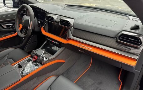 Lamborghini Urus I, 2026 год, 42 000 000 рублей, 4 фотография