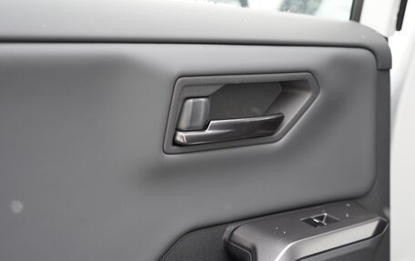 Toyota RAV4, 2025 год, 4 400 000 рублей, 16 фотография