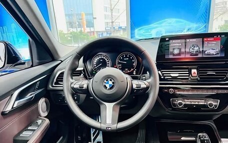 BMW 1 серия, 2023 год, 1 850 000 рублей, 15 фотография
