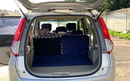 Toyota Passo Sette, 2010 год, 649 999 рублей, 7 фотография