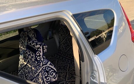 Toyota Passo Sette, 2010 год, 649 999 рублей, 18 фотография