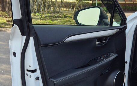 Lexus NX I, 2019 год, 4 300 000 рублей, 8 фотография