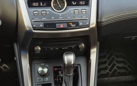 Lexus NX I, 2019 год, 4 300 000 рублей, 27 фотография