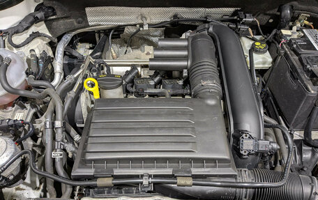 Skoda Karoq I, 2020 год, 2 500 000 рублей, 9 фотография