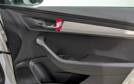 Skoda Karoq I, 2020 год, 2 500 000 рублей, 25 фотография