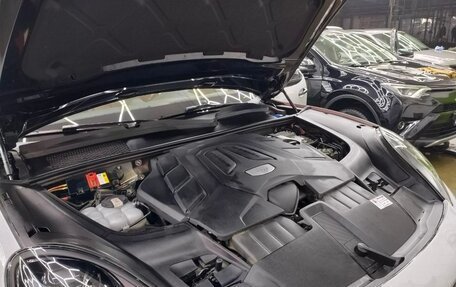 Porsche Cayenne III, 2022 год, 10 500 000 рублей, 16 фотография