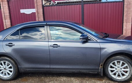 Toyota Camry, 2011 год, 950 000 рублей, 4 фотография