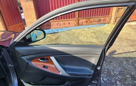 Toyota Camry, 2011 год, 950 000 рублей, 9 фотография